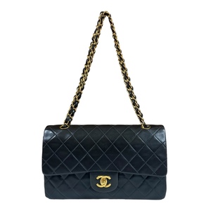 シャネル Wフラップ25 マトラッセ ショルダーバッグ ラムスキン A01112 ブラック レディース CHANEL 中古 美品