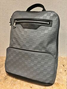 【美品、稀少】LUIS VUITTON、ルイヴィトン、グレー&ブラック、レザーバックパック、メンズ、レディース、ユニセックス、リュックサック