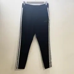 adidas ブラックパンツ ホワイトストライプ