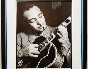 ジャンゴ・ラインハルト/エリントン・コンサート楽屋/1948/アート ピク 額装/Django Reinhardt/ジプシー・ジャズ/ギター 弾き モノクロ