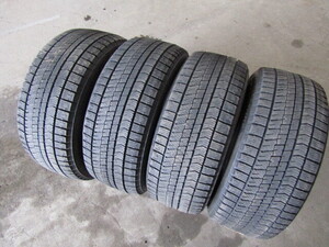 ☆　225/50R17！中古スタッドレスタイヤ！4本セット！ブリヂストン！VRX2！　☆