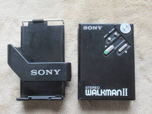 SONY WALKMANⅡ　ソニー カセットウォークマン2 WM-2 ブラック　ホルダー付　1980年代 昭和 レトロ