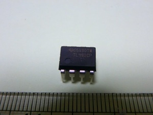 DIP プログラム可能な高精度基準電圧IC TL431CP テキサスインスツルメンツ (T.I.) (出品番号384)