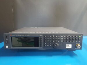 [NBC] Keysight N5183B マイクロ波アナログ信号発生器 (Opt. 540 1EA 006 UNY) 9kHz～40GHz MXG Analog Signal Generator (中古 0293)