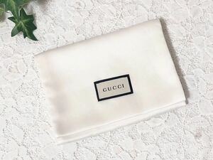 グッチ「GUCCI」小物保存袋 現行 (3104) 正規品 付属品 内袋 布袋 フラップ型 ホワイト 布製 ナイロン生地 コインケース用 15×10cm