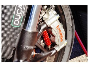 【国内在庫】Performance Technology ブレーキディスク ラジエーター レッド 赤 BREMBOキャリパー M4 / M50 / STYLEMA DUCATI KAWASAKI 他