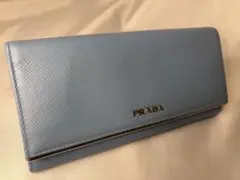 超美品PRADA プラダ 長財布 ダブルホック　金属素材　ライトブルー