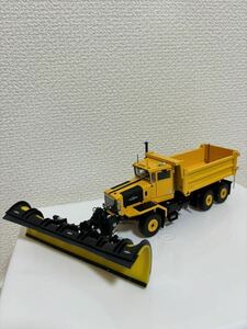 売切 TWH 1/50 Collectibles ダイキャスト Oshkosh Pシリーズ スノープラウ トラック BX142 オッシュコッシュ 除雪車