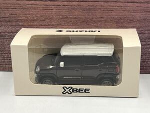 即決有★プルバックカー スズキ クロスビー SUZUKI XBEE クラッシーブラウンメタリックxホワイト 2トーン カラーサンプル★ミニカー