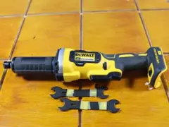 DEWALT ハンドグラインダー　DCG426 18v 20v