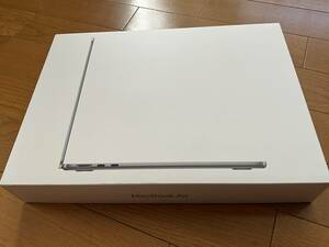 ☆★☆　美品　MacBook Air 2022 M2 13.6 inch MLXW3J/A [スペースグレイ] 256GB SSD 充電器・ケーブル未使用　中古　★☆★