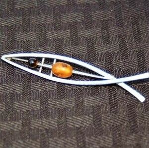 M186*1970s 魚デザイン モダン シルバー ピン ブローチ ガラス ビーズ 銀925 STERLING アメリカンジュエリー ファッション アクセサリー