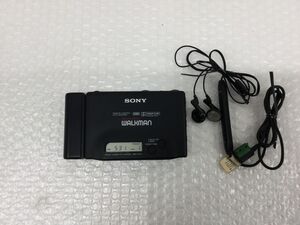 D855-60-M　稼働品　SONY ソニー WM-F707 ポータブルカセットプレーヤー WALKMAN カセットウォークマン ブラック　イヤホン付き