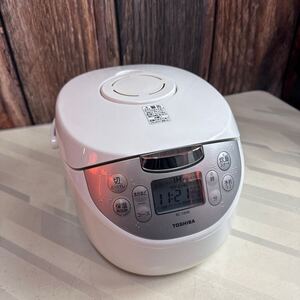 東芝 TOSHIBA RC-10HK(W) IH炊飯器 5.5合炊き かまど銅コート釜 ホワイト 炊飯器 IHジャー炊飯器 TOSHIBA ホワイト RC-10HK