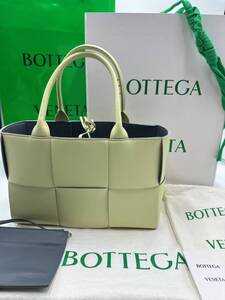 【未使用品・美品】BOTTEGA VENETA ボッテガヴェネタ スモール アルコ トートバッグ ミニポーチ付き レディース