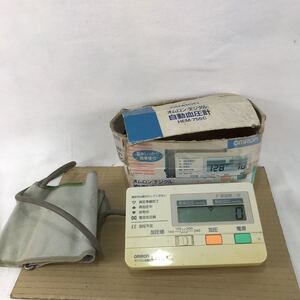 k OMRON オムロンデジタル自動血圧計 上腕 中古動作品