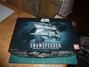 1/48　スノースピーダー　バンダイ　スターウォーズ STAR WARS　SNOWSPEEDER