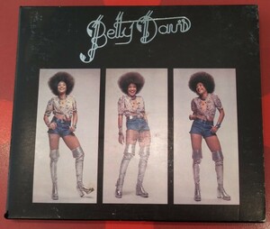 Betty Davis 1st 廃盤デジパック仕様リマスター輸入盤中古CD ベティ・デイビス 褐色のファンキークイーン s/t miles ボートラ収録 LITA026