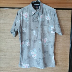 THE ONO SHIRT BY LIVERTY HOUSE OF HAWAII プルオーバー/アロハシャツ グレー/花総柄 コットン メンズ サイズＳ(US) マカオ製 ユーズド品