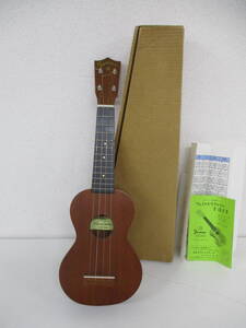 中古 楽器 Famous Ukulele フェイマス FU-120 ソプラノウクレレ 4弦 弦楽器 ※動作未確認／E