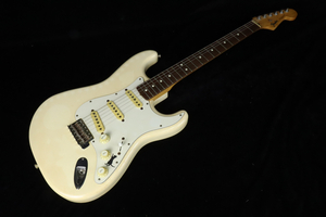 Fender フェンダー エレキギター STRATOCASTER ストラトキャスター Made in japan ホワイト SERIAL NUMBER Q078511 弦楽器 030IWQIB39