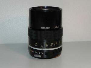 **中古品 Nikon MF 135mm/f 2.8 レンス゛(New)*