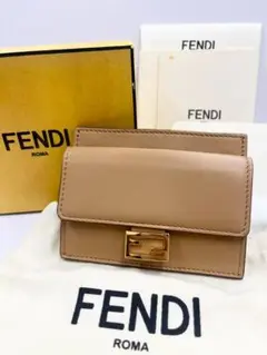 FENDI　フェンディ　バゲット　コインケース　ベージュ　保存袋　箱　タグ