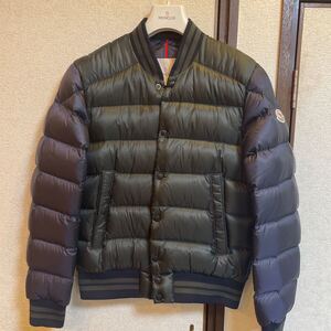 超美品 モンクレール BRADFORD ブラッドフォード サイズ2 M バイカラー ダークネイビー&ダークグリーン ダウンジャケット MONCLER