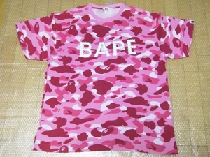 A BATHING APE アベイシングエイプ スワロフスキー BAPE ロゴ ピンク マルチカモ 猿カモ 迷彩 Ｔシャツ【XL】中古