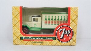 ERTL 1931 デリバリートラックバンク 7UP 貯金箱 ミニカー ダイキャスト製 1/34スケール 雑貨[未使用品]