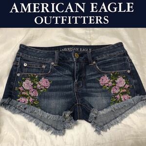 １回着新品同様☆American Eagle フラワー刺繍ショーティー デニムショートパンツS(0) アメリカンイーグル