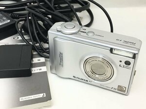 FUJIFILM FINEPIX F10 コンパクト デジタルカメラ 通電/簡易動作確認済み 付属品付き 中古【UW060267】