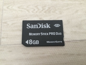 フォーマット済★SanDisk★メモリースティック PRO Duo★8GB★本体のみ★送料 定形郵便84円★メモステ/マジックゲート