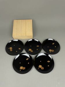 熊7) 輪島塗 銘々皿 蒔絵 梅 漆塗り 皿 5枚揃い 菓子器 和食器 漆塗 菓子皿 茶器 煎茶道具 黒 日本伝統工芸 梅 花柄 和柄 