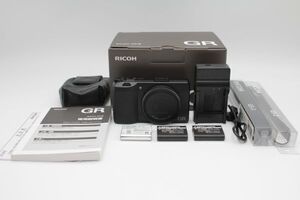 1,664ショット！！■ほぼ新品■ RICOH GR III リコー GR3 #z54a00