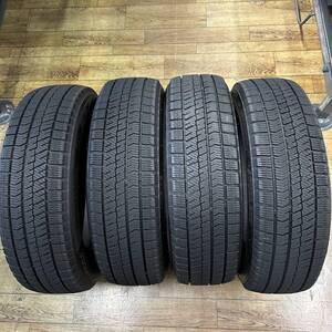 №45　BRIDGESTONE　BRIZZAK　VRX2　中古タイヤ　175/65R15　2022年製　8分山　4本セット　ブリヂストン　スタッドレスタイヤ