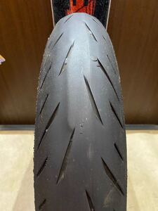 中古MCタイヤ 2022年製造 BRIDGESTONE BATTLAX S22 120/70ZR17 ブリヂストン バトラックス ハイパースポーツ 120 70 17 2222 M3546