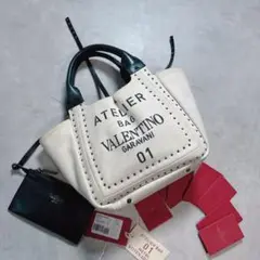 Valentino ヴァレンティノ アトリエ スタッズ ハンドバッグ ポーチ