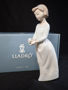 62014[TS]箱付き/美品♪ ◆LLADRO/リヤドロ◆フィギュリン No.6982 『優しいお姉さん』 陶器の置物/花を持つ少女 ブーケ 花束