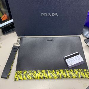 【美品】PRADA プラダ　クラッチバック　2NH001