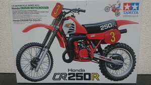 タミヤ 1/12 ホンダ CR250R モトクロッサー HONDA CR250R MOTOCROSSER 