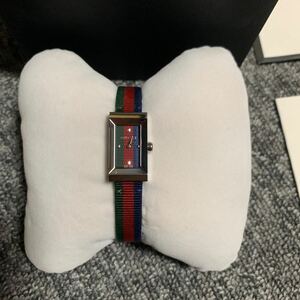 Gucci 腕時計　レディース　型番　147.5 になります。