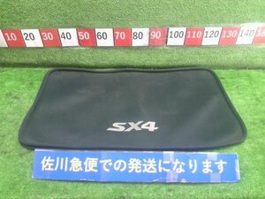 スズキ SX4 1.5G YB11S 純正OP トランクマット ラゲッジマット マット 車種ロゴ有り 汚れ有り