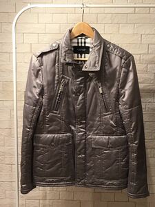 BURBERRY BLACK LABEL 中わた入り ナイロン シングルライダース ジャケット Mサイズ シルバーグレー バーバリー ブラックレーベル チェック