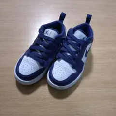 美品　Nike Jordan1 キッズスニーカー ホワイト/パープル　18センチ