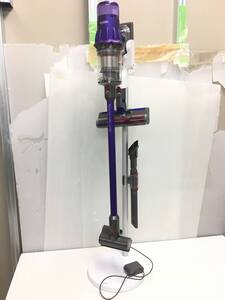 !! ダイソン dyson SV18 digital slim fluffy 充電ドック付 動作確認済み