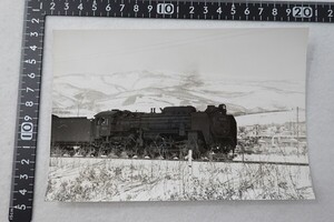 220330A■古い鉄道写真■蒸気機関車　D52136■昭和■10