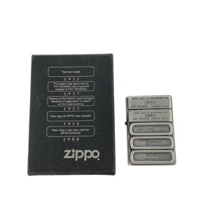 【新品未使用】Zippo Bottomz Up 歴代ボトムロゴ プレート メタル貼り ボトムズアップ 限定 2000年製 オリジナルケース付 ジッポー J1359