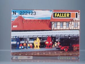 Nゲージ FALLER 222123 駅ホームの案内板