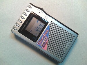 AIWA　アイワ　 　TV／FM／AM ポケットラジオ CR-ES235M　ソニー　★動作品！難あり